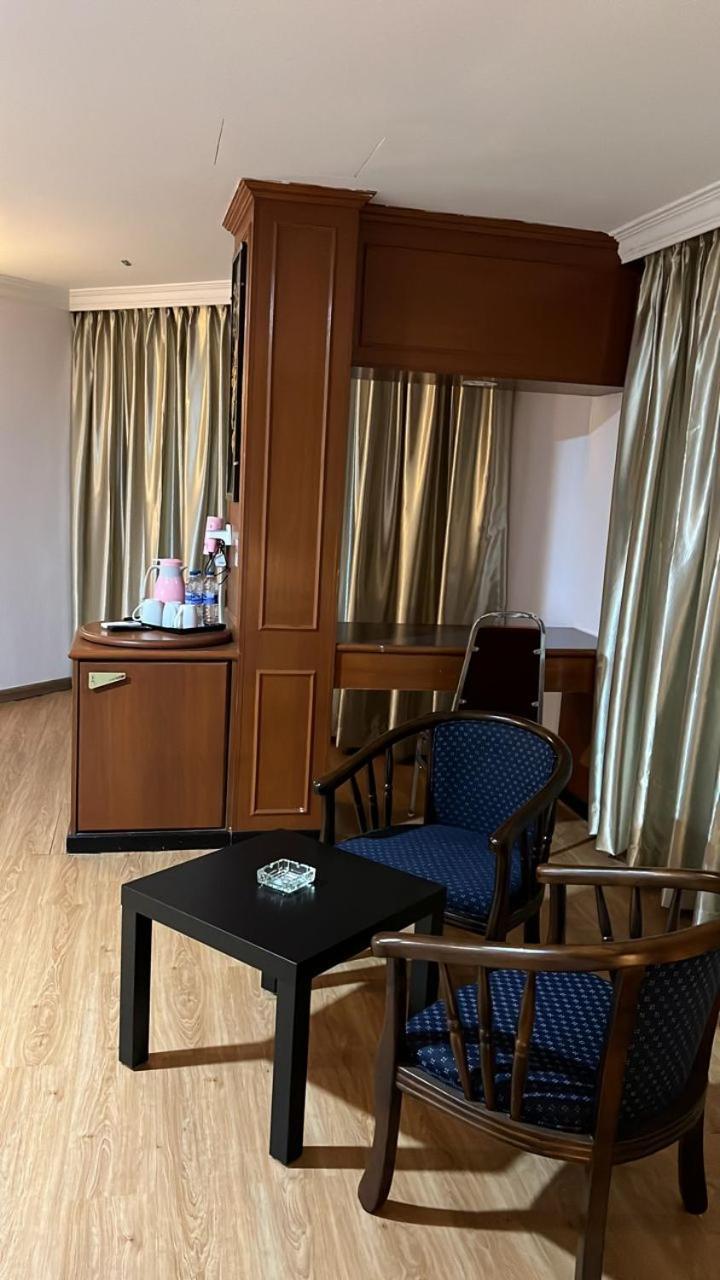 Hotel Ching Hua Segamat Zewnętrze zdjęcie