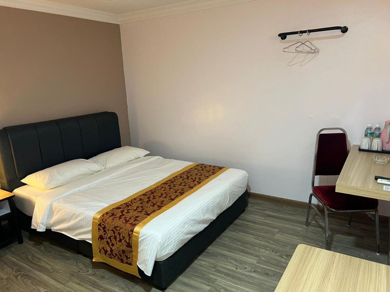 Hotel Ching Hua Segamat Zewnętrze zdjęcie